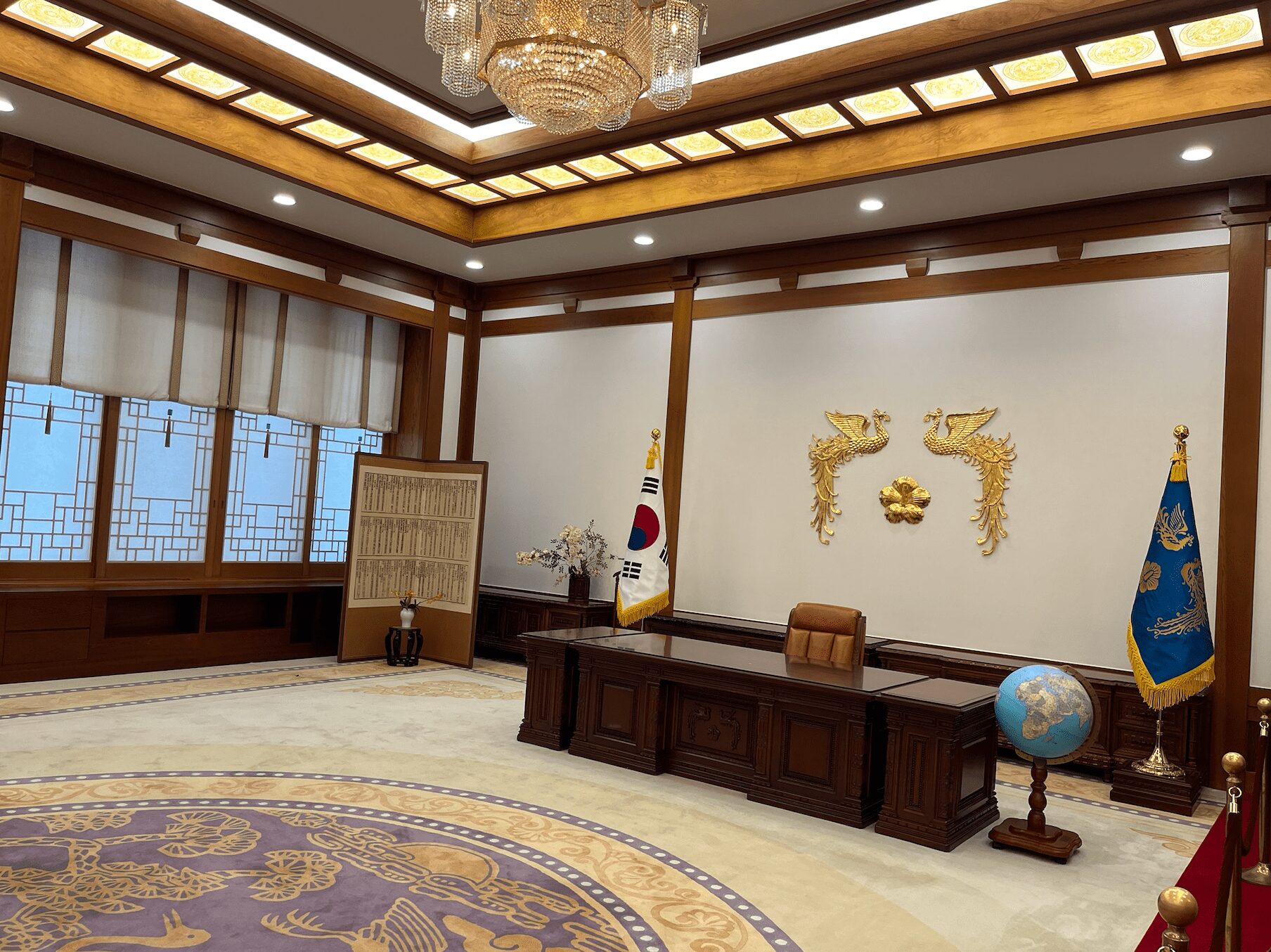 Visit the Blue House in Seoul: History, Hours & Tips